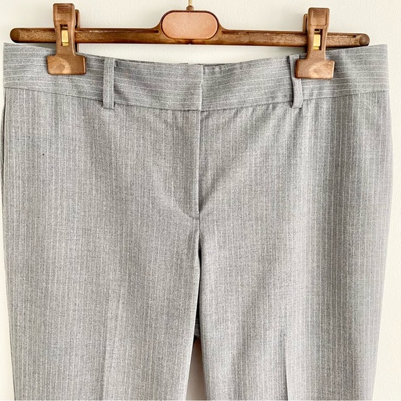 Ann Taylor Signature Grey Ankle Dress Pants Size 8P - Picture 2 of 7